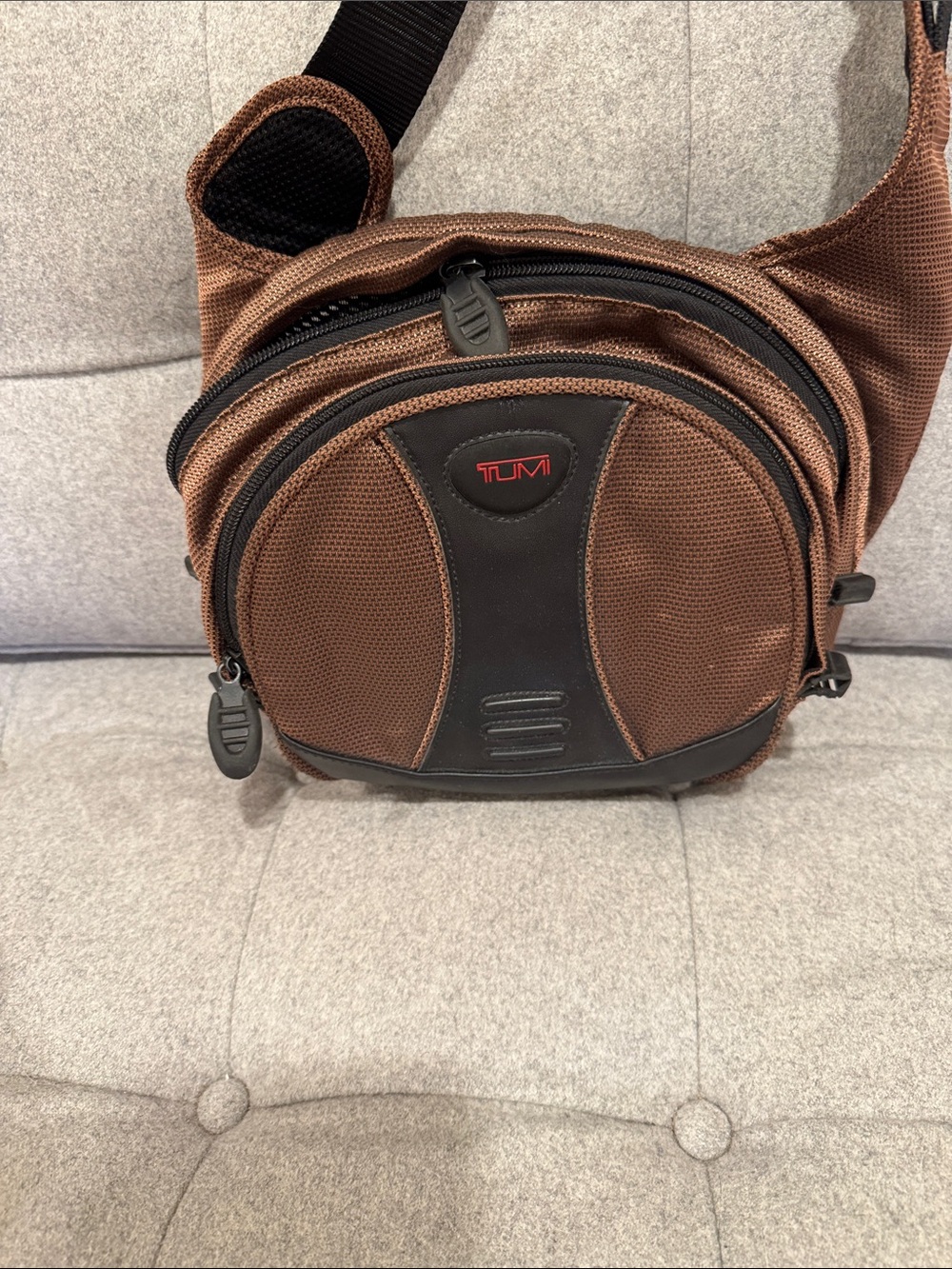 TUMI set —- Brown Messenger and Small Crossbody Set with Black Accents - Picture 5 of 7